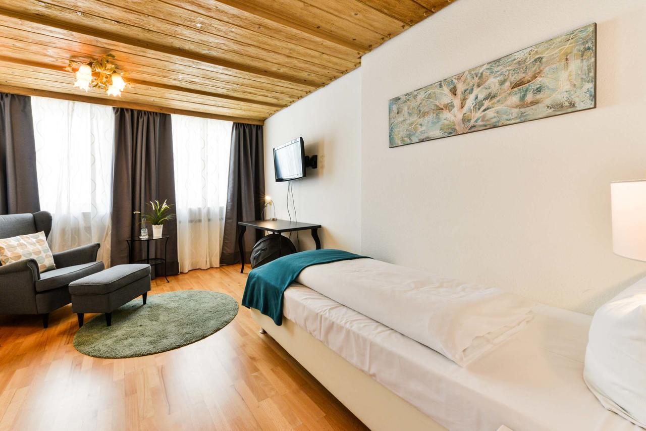 Flair Hotel Vier Jahreszeiten Бад Урах Екстериор снимка